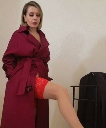 Привет, милый😏 Я - та девушка, которую ты всегда искал... Обладаю сильной индивидуальностью, нежностью и опытом😉 Живу в Москве и готова доставить тебе незабываемое удовольствие🔥 Мои услуги включают все, что ты можешь себе представить😈 Креативность и фантазия - мои лучшие друзья. Обещаю, ты не пожалеешь о проведенном со мной времени💋 Фото и отзывы доступны. Давай скорее встретимся, чтобы испытать наши совместные возможности🌟 Жду тебя, когда решиться насладиться Московскими ночами...💫 Софья